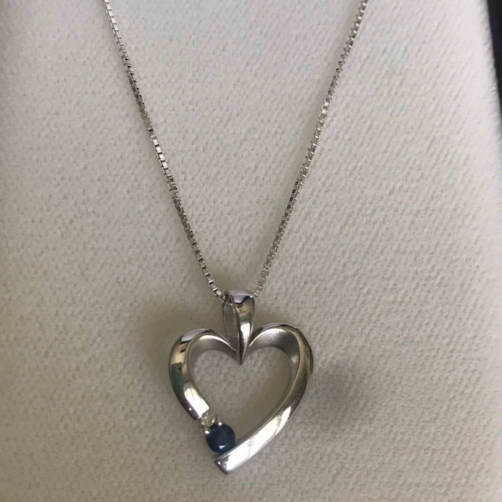 14KGold Heart Sapphire/Diamond Necklace Ben Bridge - Picture 3 of 7